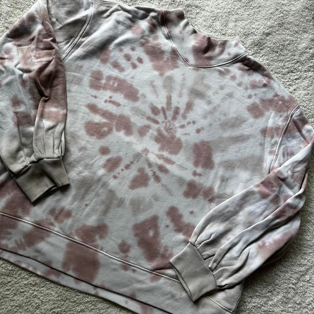 Soft pink and white tie dye